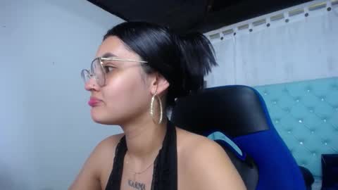 Snapshot of sofiaasexy19 chatting on 10-28-25, 08:18 Sofia online show from 10-28-25, 08:18