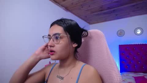 Snapshot of sofiaasexy19 chatting on 11-15-25, 09:28 Sofia online show from 11-15-25, 09:28