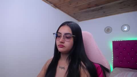 Sofia online show from 12-04-25, 04:59