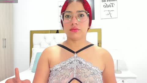 Snapshot of sofiabosch chatting on 12-05-24, 04:42 Sara online show from 12-05-24, 04:42