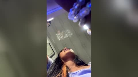 Danna Sofia online show from 01-06-26, 01:20