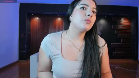 Sofia caramel online show from 10-26-25, 01:28