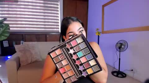 Sofia caramel online show from 12-22-25, 03:31