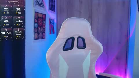       online show from 03-18-26, 04:37