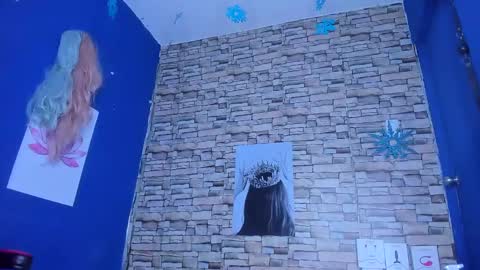 sofiacastillo01 online show from 03-09-25, 05:39