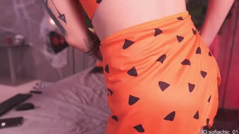 Snapshot of sofiachic chatting on 10-26-25, 01:50 Sofia online show from 10-26-25, 01:50