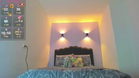 Snapshot of sofiaclaus_19 chatting on 09-30-25, 05:34 Sofia online show from 09-30-25, 05:34