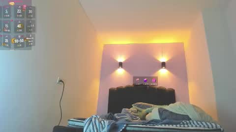 Snapshot of sofiaclaus_19 chatting on 10-21-25, 04:46 Sofia online show from 10-21-25, 04:46