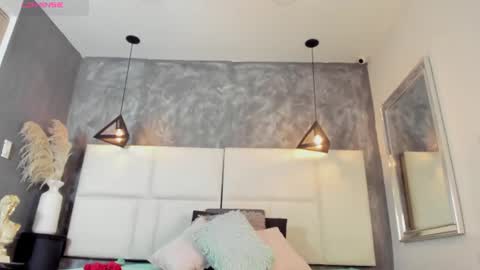 Snapshot of sofiaclaus_19 chatting on 07-18-26, 04:16 Sofia online show from 07-18-26, 04:16