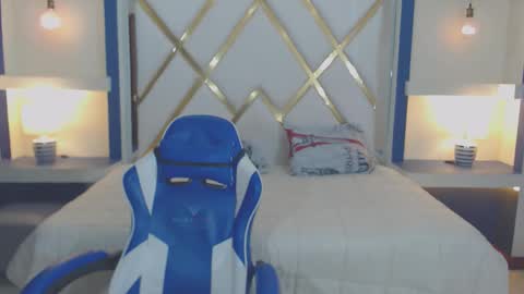 SOFIA online show from 01-19-26, 01:04