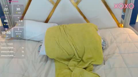 Snapshot of sofiadavis_23 chatting on 03-11-26, 04:13 SOFIA online show from 03-11-26, 04:13