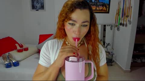Sofi Galvis online show from 02-01-25, 02:45