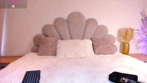 SOFI  online show from 03-04-26, 07:20