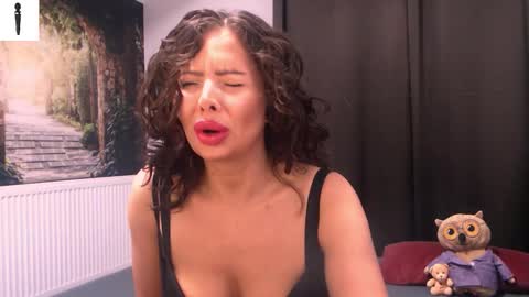 Snapshot of sofialiub chatting on 03-19-26, 04:16 sofialiub online show from 03-19-26, 04:16