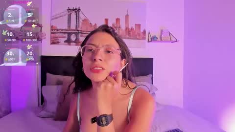 Snapshot of sofialujan_ chatting on 02-14-26, 10:06 sofialujan_ online show from 02-14-26, 10:06