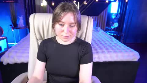 Snapshot of sofialuxuryy chatting on 02-02-26, 02:16 SofiaLuxuryy online show from 02-02-26, 02:16