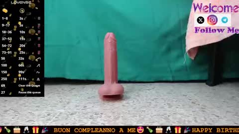 Sofia Madisson online show from 01-29-25, 04:19