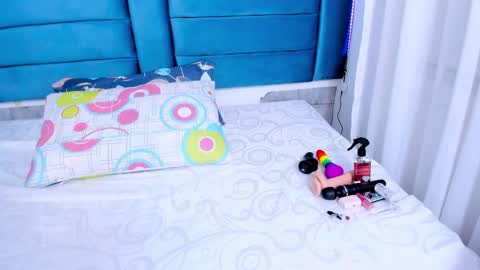 Snapshot of sofiamiiller chatting on 01-07-25, 08:13 Sofia Miller  online show from 01-07-25, 08:13