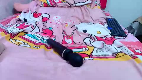 Sofiamillerrs online show from 10-19-25, 09:37