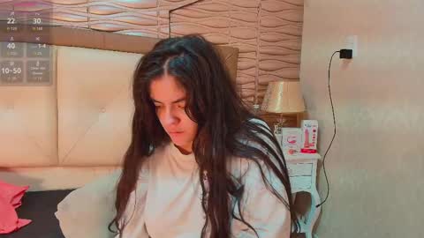 Snapshot of sofianesvat1 chatting on 10-04-25, 08:40 Sofi - next broadcast today 1030pm Colombia time online show from 10-04-25, 08:40