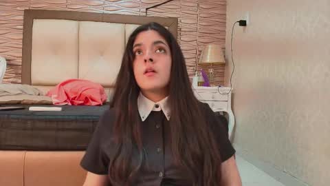 Snapshot of sofianesvat1 chatting on 10-10-25, 08:08 Sofi - next broadcast today 1030pm Colombia time online show from 10-10-25, 08:08