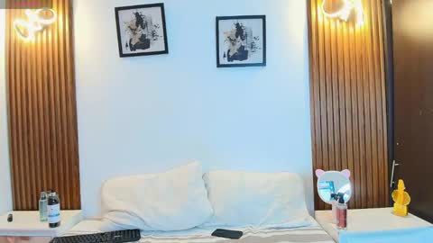   online show from 04-15-26, 10:00