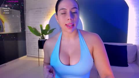 Sofi Vega online show from 01-31-26, 07:11
