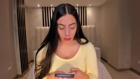 Sofi Vega online show from 02-05-26, 12:54