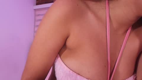 Sofia Velez  online show from 05-07-26, 11:59