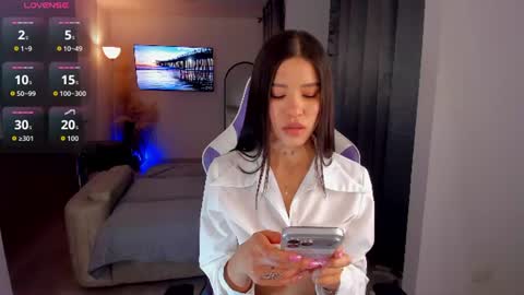 Snapshot of sofiawiliam chatting on 08-08-26, 02:03 sofia wiliam online show from 08-08-26, 02:03