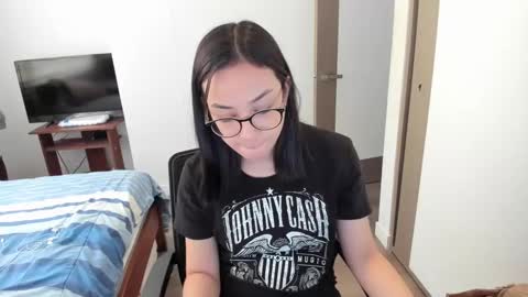 Sofia online show from 01-10-25, 03:27