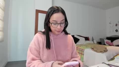 Sofia online show from 02-12-25, 07:35