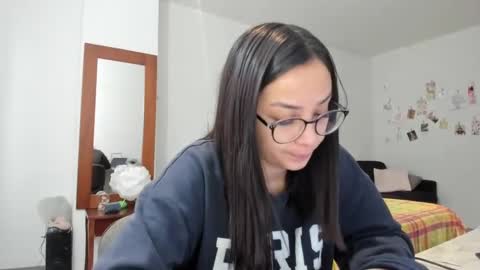 Sofia online show from 03-04-25, 02:53