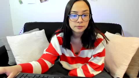 Sofia online show from 03-12-25, 12:53