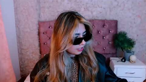 Snapshot of sofiazaf447769 chatting on 03-19-26, 07:18 SOFIA online show from 03-19-26, 07:18