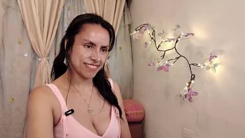 Sofi Bella online show from 04-14-26, 07:09