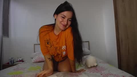 Snapshot of soficams chatting on 03-14-26, 12:10 Sofi Morgan online show from 03-14-26, 12:10