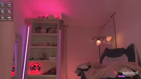 Snapshot of soficb chatting on 09-23-25, 09:40 Sofi online show from 09-23-25, 09:40