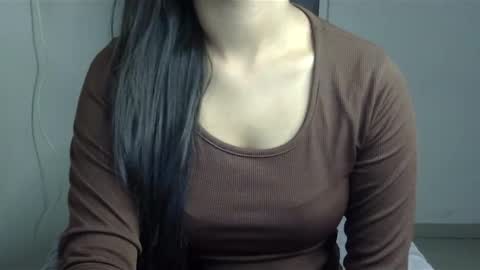 Snapshot of sofie_diva chatting on 12-08-24, 06:28 divya online show from 12-08-24, 06:28