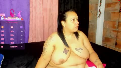 sofie_storm2 online show from 09-10-25, 10:04