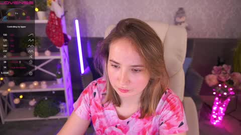 Sofie online show from 12-28-24, 03:37