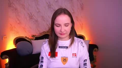 Sofie online show from 03-15-26, 04:24