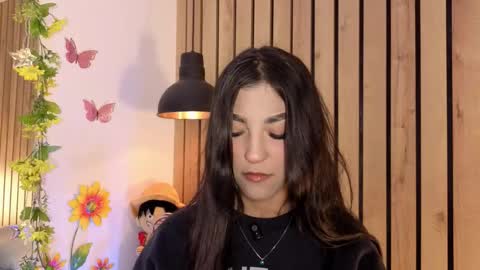 Sofie online show from 03-06-26, 07:54