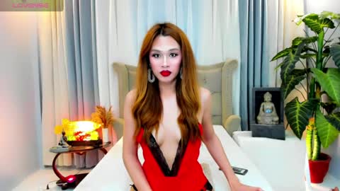 Sofie online show from 05-11-26, 06:05