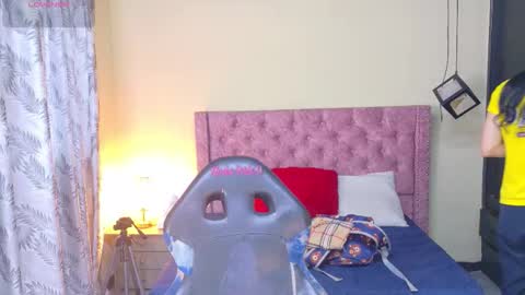 sofii_cute01 online show from 02-03-26, 11:48