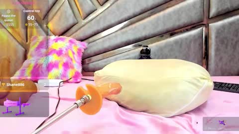 KELLY-HILL online show from 11-12-25, 01:00