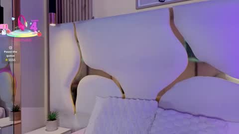 sofii_jones online show from 05-13-26, 08:49