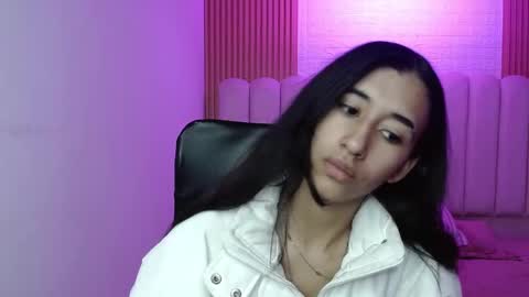 Snapshot of sofii_tk chatting on 06-10-26, 03:07 Sofii online show from 06-10-26, 03:07