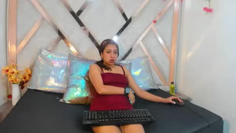 Snapshot of sofiia_cutte_ chatting on 04-23-26, 02:52 sofiia_cutte_ online show from 04-23-26, 02:52