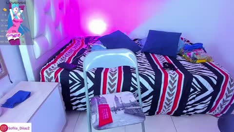  Sofa Daz  online show from 12-06-24, 08:40